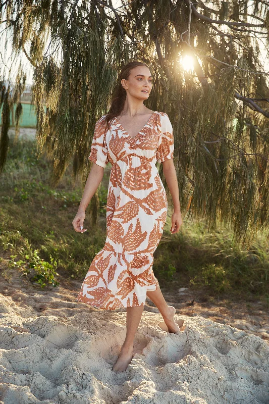 green maxi dresses for summer -Maxi dress with tie waist,Alison Midi Dress in Desert Palms