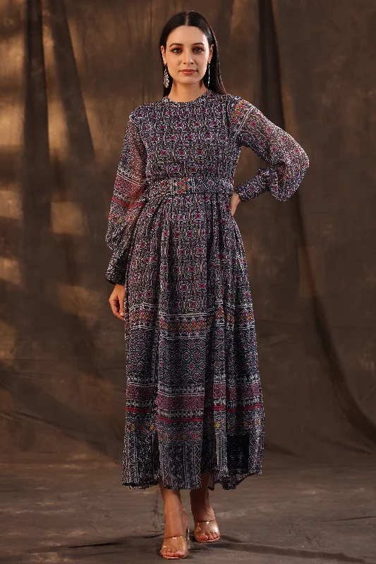 floral maxi dresses for women -Maxi dress with casual comfort,Juniper Navy Blue Geometric Printed Chiffon Flared Maxi Dress With Buttons.