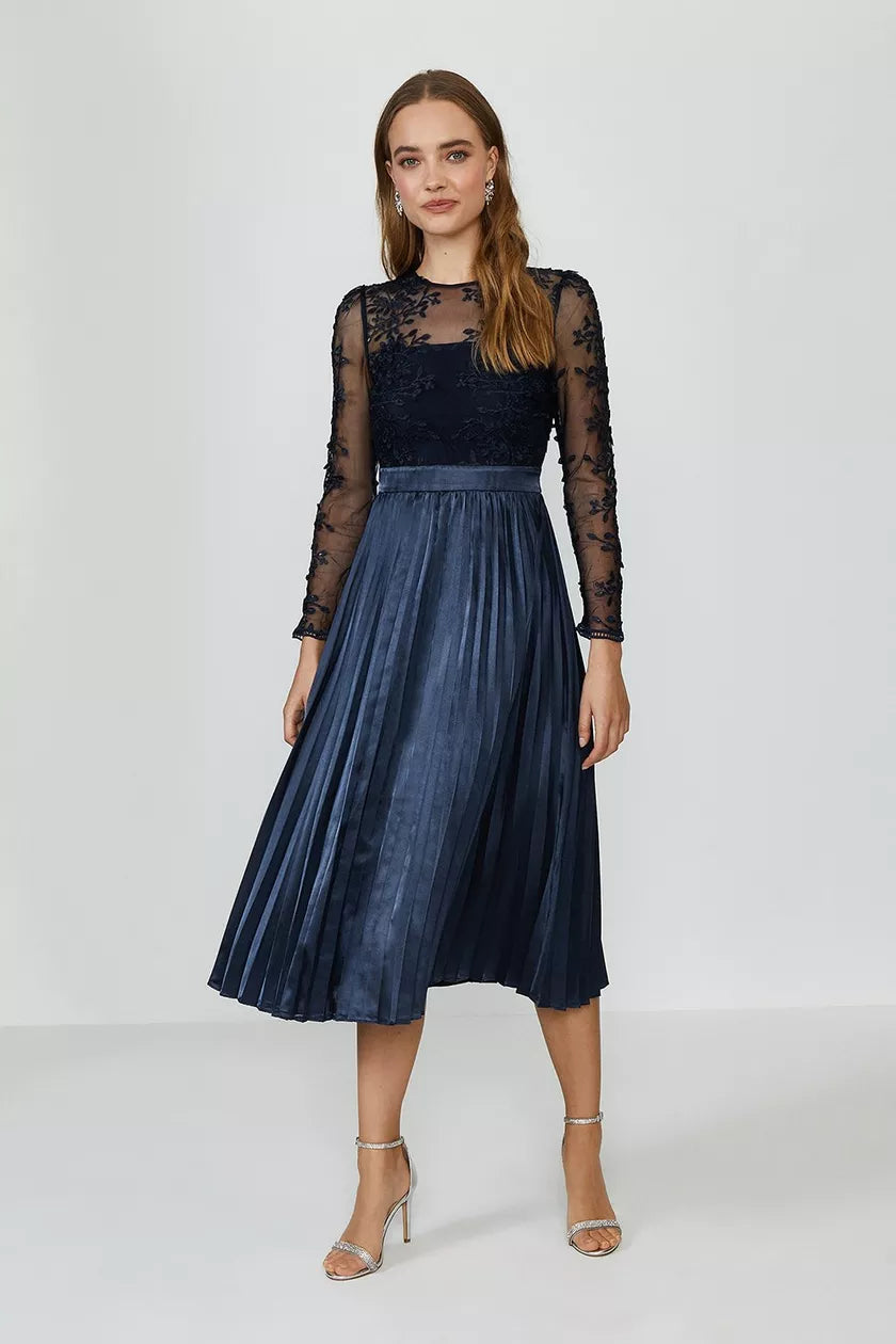 trendy midi dresses for date -Midi dress with polka dots,Lace Midi Dress Navy