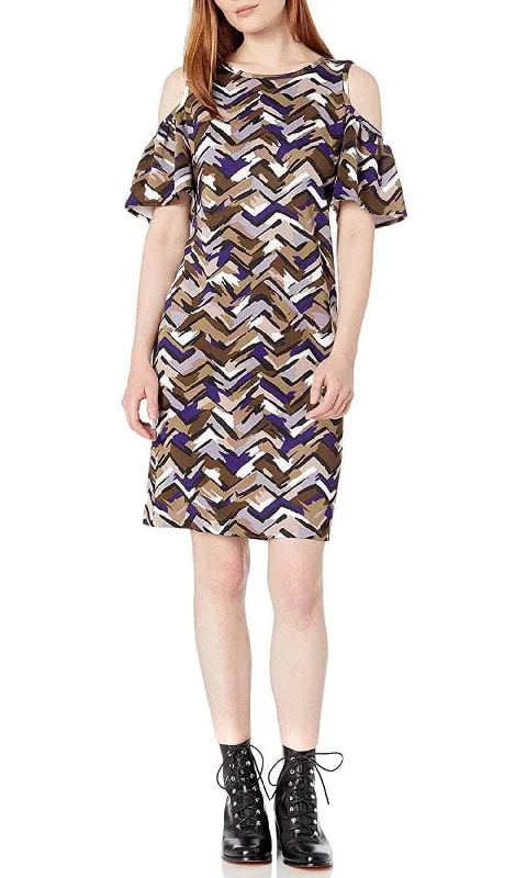 Red cocktail dressNine West 10654198 - Chevron Print Cold Shoulder Cocktail Dress