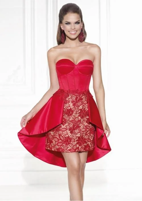 Cocktail dress with plunging necklineTarik Ediz - Strapless Cocktail Dress 90452